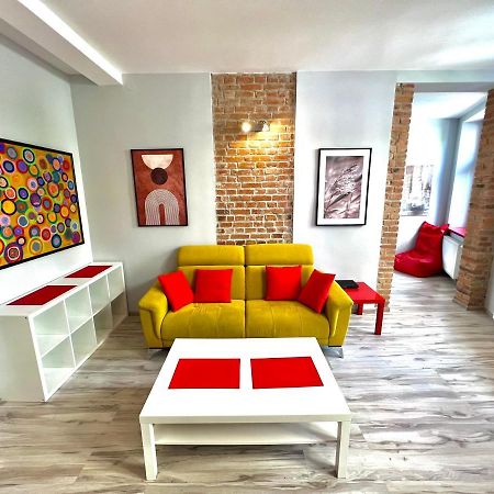 Red&Yellow Apartments Centrum Olsztyn  Esterno foto